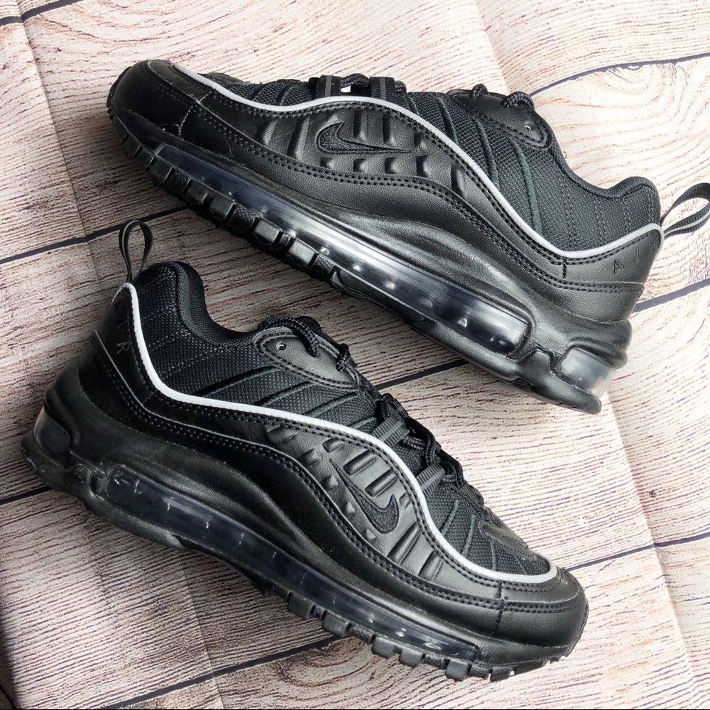 Women’s NIKE AIR MAX 98 Black Size 6